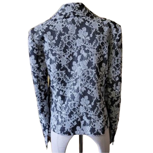 Plein Sud Jeanius Double Button Toggle Floral Lace Blazer - Picture 3 of 11